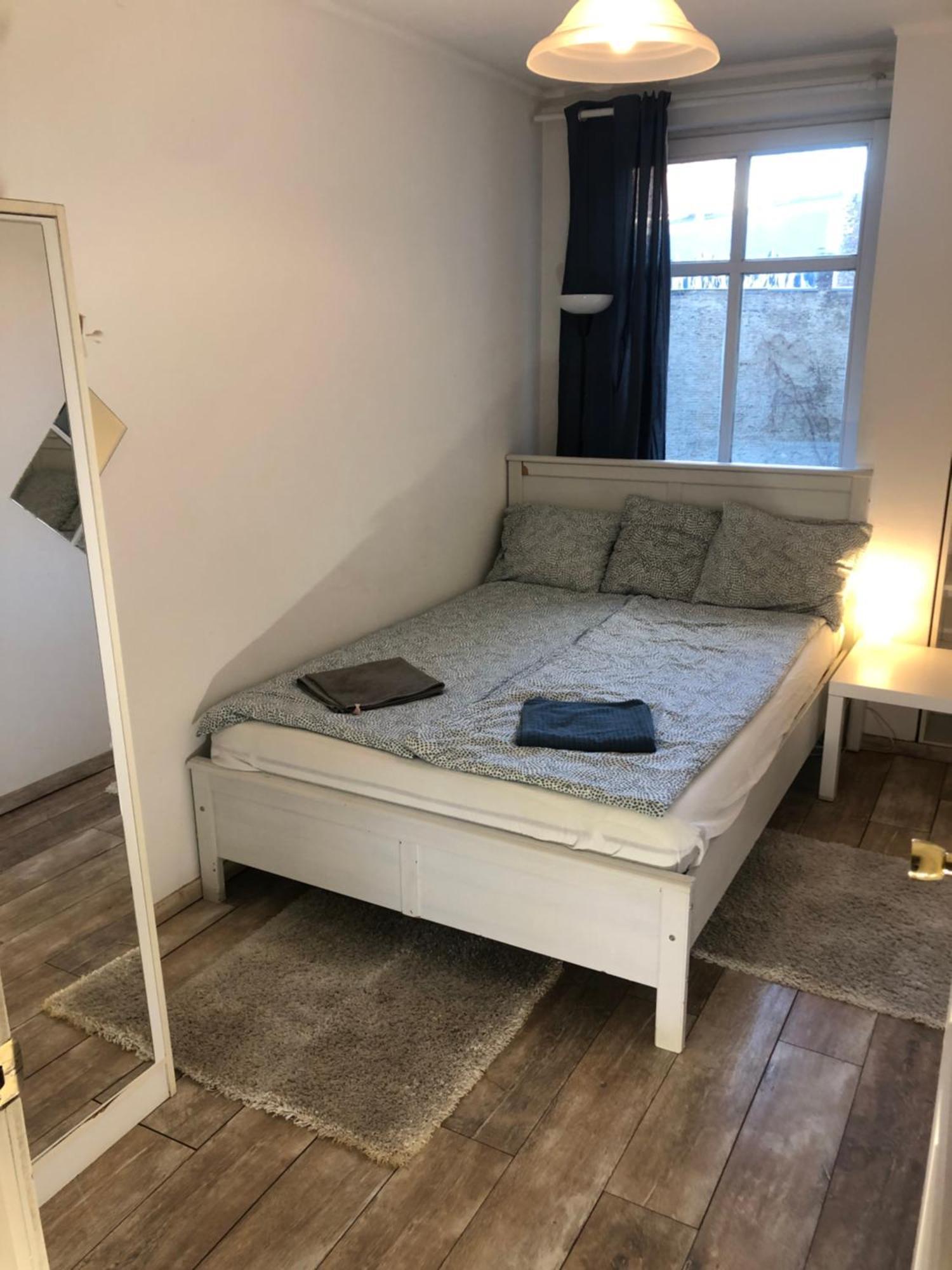 Large Apartment With Garage And Terrace Budapest Bagian luar foto