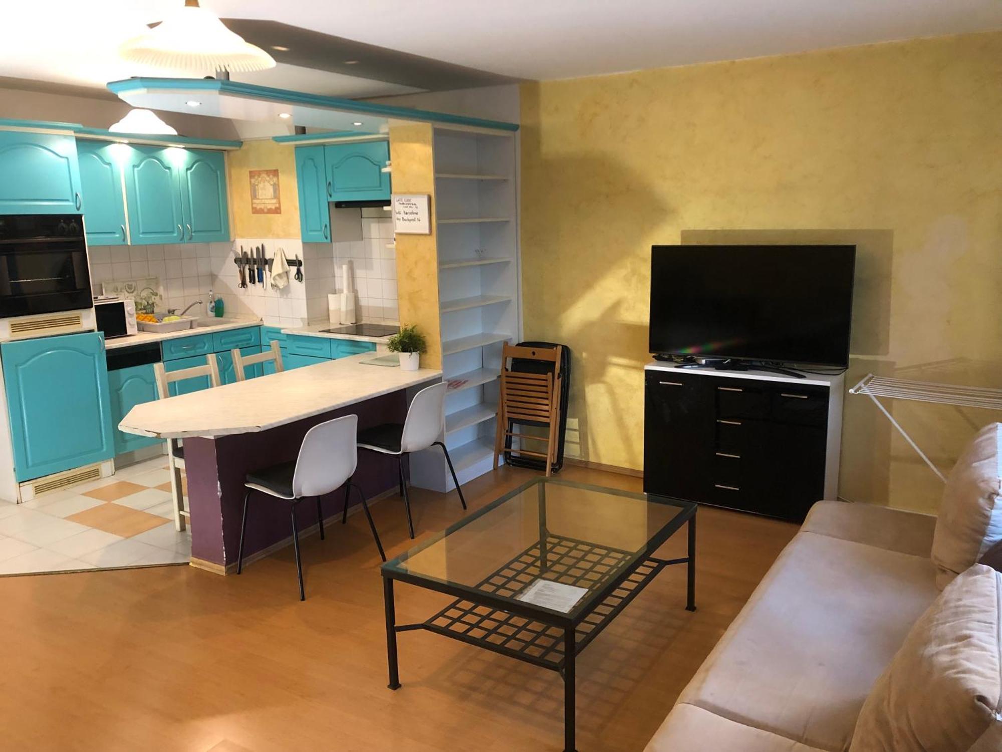 Large Apartment With Garage And Terrace Budapest Bagian luar foto